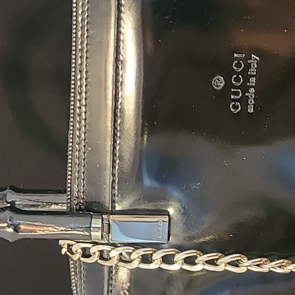 GUCCI VINTAGE BAMBOO HANDLE BLACK PATENT LEATHER HANDBAG SILVER HARDWARE - Picture 4 of 17